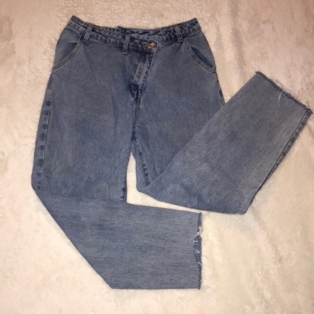 Pretty Little Thing Mom Jeans